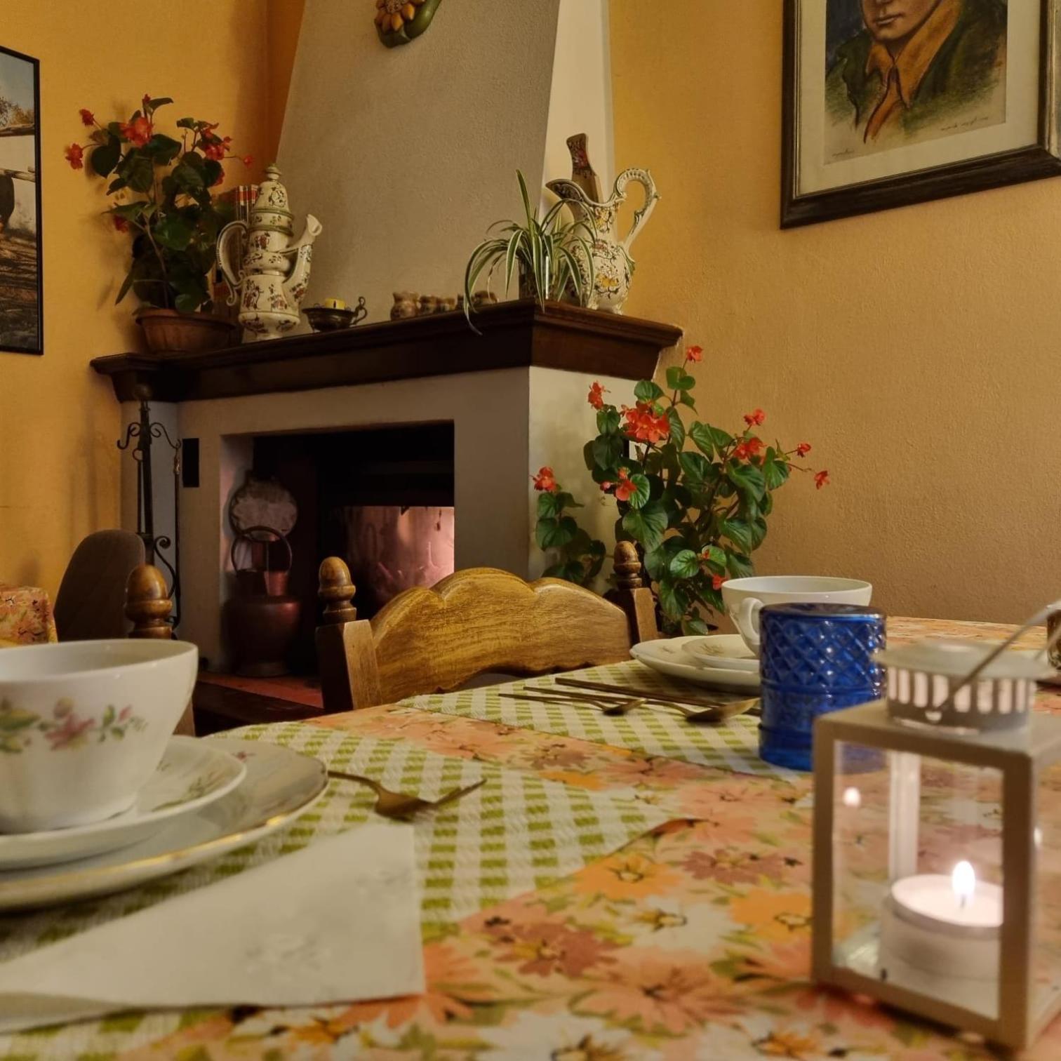 A Collodi Io & Mamma100 M Dal Parco Di Pinocchio Bed & Breakfast Eksteriør bilde