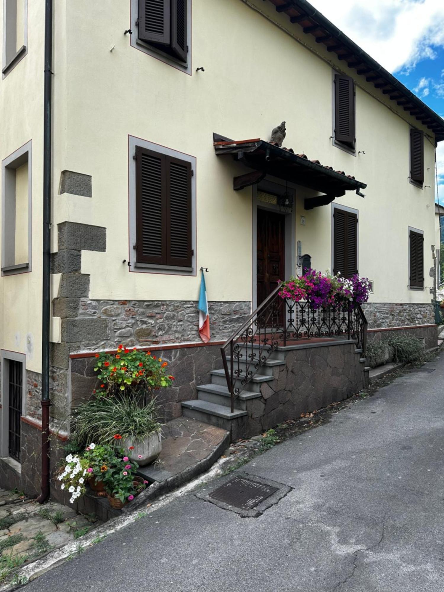 A Collodi Io & Mamma100 M Dal Parco Di Pinocchio Bed & Breakfast Eksteriør bilde